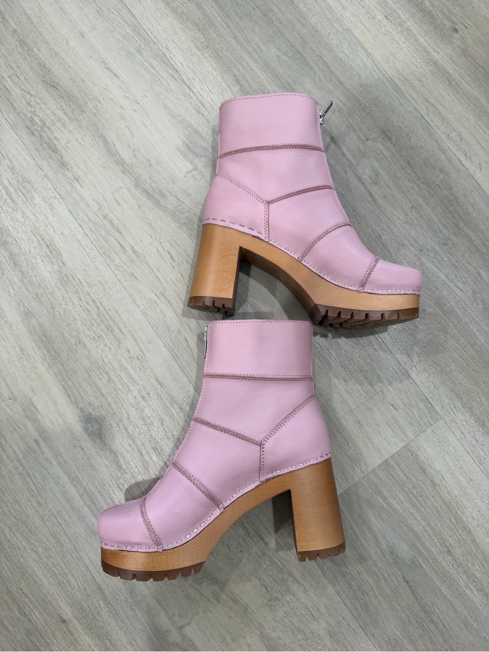 Swedish Hasbeens Pink Platform Ankle Boots with Wooden Block Heel - Picture 4 of 8
